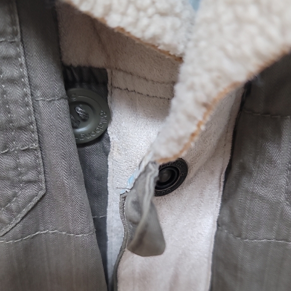 Billabong Sherpa-Lined Vest 🤎🩶 - Picture 3 of 10